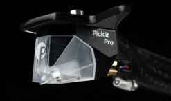 Pro-Ject Debut PRO Turntable -Home Electronics Store Debut PRO 7