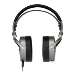 Audeze MM-100 Professional Headphones -Home Electronics Store Gallery3 5000x 279a9587 859d 4a02 b014 9e8e1c95fd97