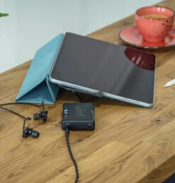 Chord Electronics MOJO 2 Portable DAC Headphone Amplifier -Home Electronics Store KE20244copy