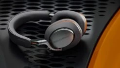 Bowers & Wilkins PX8 Special Edition McLaren Over-Ear Noise Cancelling Headphones 16 Bowers & Wilkins PX8 Special Edition McLaren Over-Ear Noise Cancelling Headphones -Home Electronics Store Low B W Px8McLarenEdition Lifestyle4 16x9 1