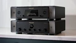 Marantz MODEL 30 Integrated Amplifier And Networked SACD 30n SACD / CD Player Bundle
