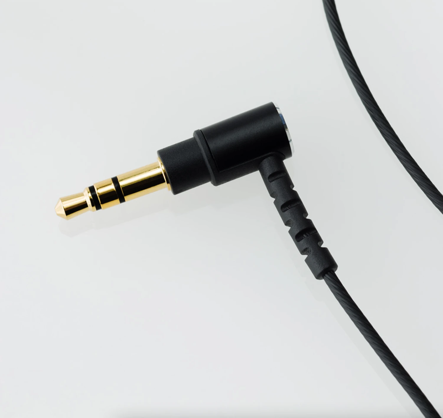 Final Audio F3100 Balanced Armature In Ear Monitor Headphones (Aluminum) 4 Final Audio F3100 Balanced Armature In Ear Monitor Headphones (Aluminum) - Image 4