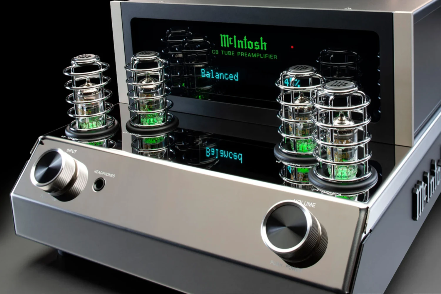 McIntosh C8 2-Channel Vacuum Tube Preamplifier 3 McIntosh C8 2-Channel Vacuum Tube Preamplifier - Image 3