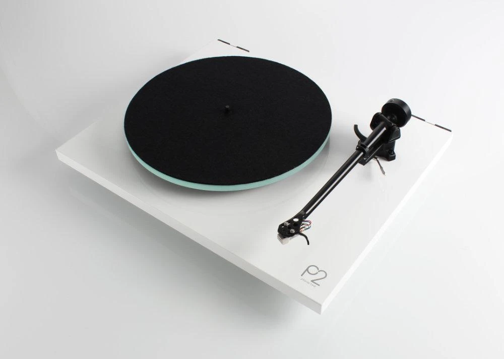 Rega Planar 2 Turntable With RB220 Tonearm And Carbon MM Cartridge 5 Rega Planar 2 Turntable With RB220 Tonearm And Carbon MM Cartridge - Image 5