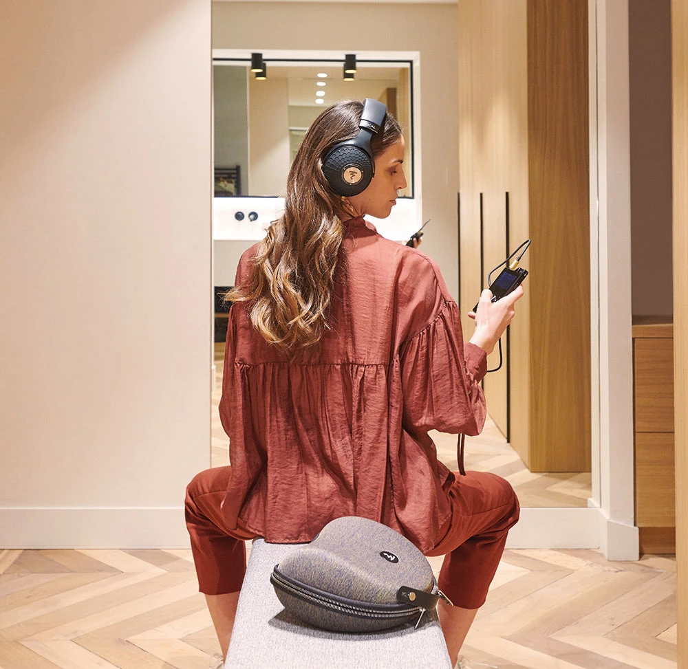 Focal CELESTEE Circum-aural Closed-Back Headphones 10 Focal CELESTEE Circum-aural Closed-Back Headphones - Image 10